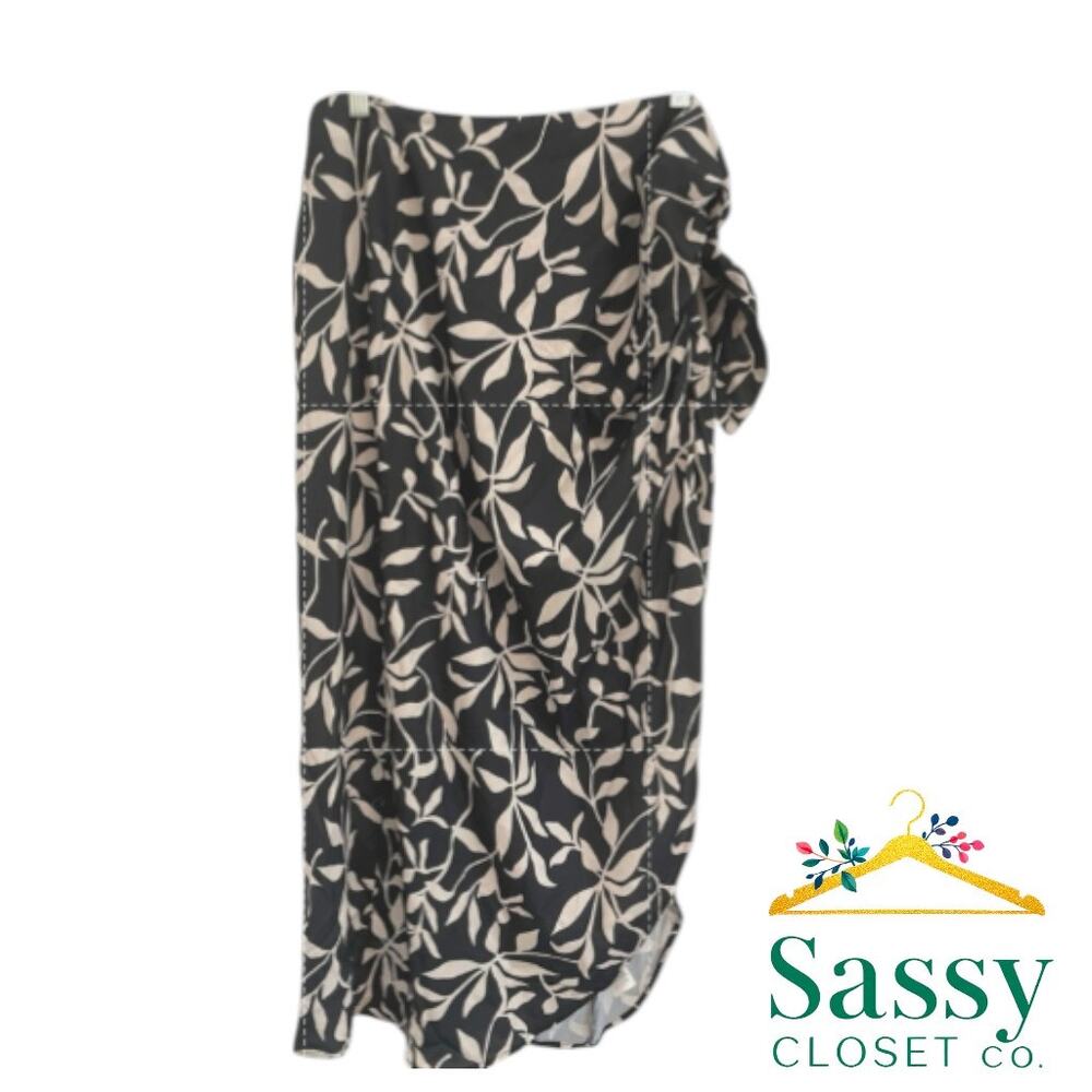 ✨ CUPSHE Black White Leaf Print Swim Midi Sarong Coverup Skirt Tie L NWOT 🖤